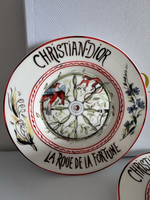 Zestaw filiżanek Christian  Dior z kolekcji Tarot La Roue de la Fortune
