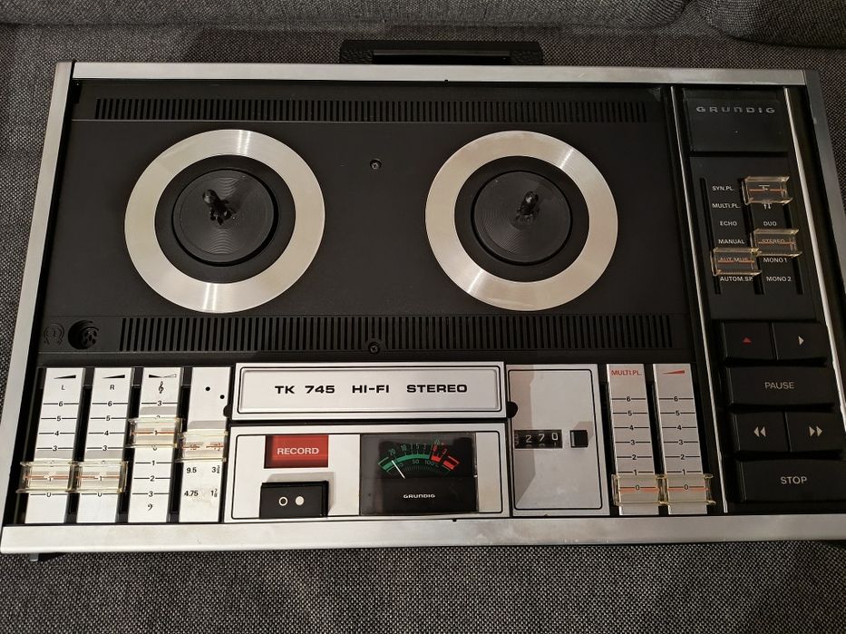 Magnetofon szpulowy Grundig TK745