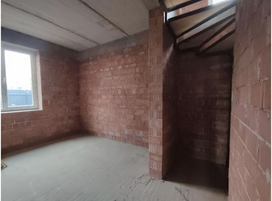 Продаж фантастичного будинку в Ірпені