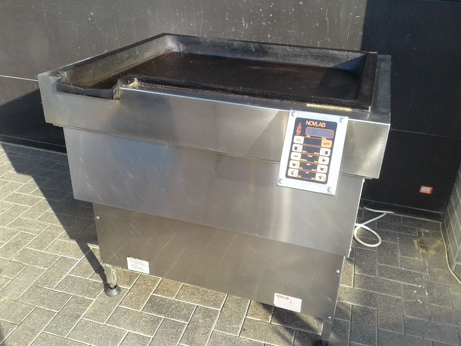 Patelnia do smażenia uchylna żeliwna okap gril wyparzarka 60 litrów