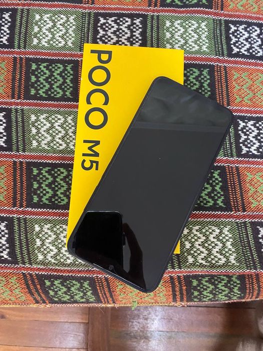 Продам телефон  POCO M5