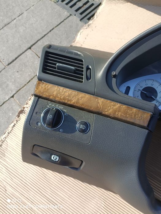 Панель торпедо Mercedes w211 консоль