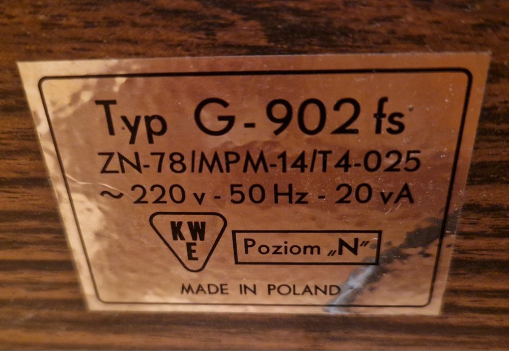 Gramofon Emanuel, radio - wzmacniacz i głośniki Tonsil ZG 10