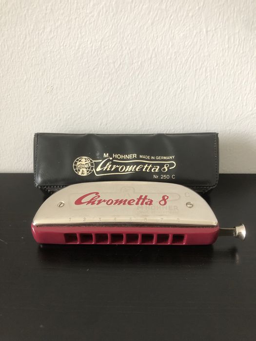 Хроматическая губная гармоника Hohner Chrometta 8 C (Германия)