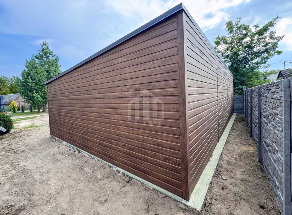 Garaż blaszany 10x3m brama drzwi okno drewnopodobny rynna SO157