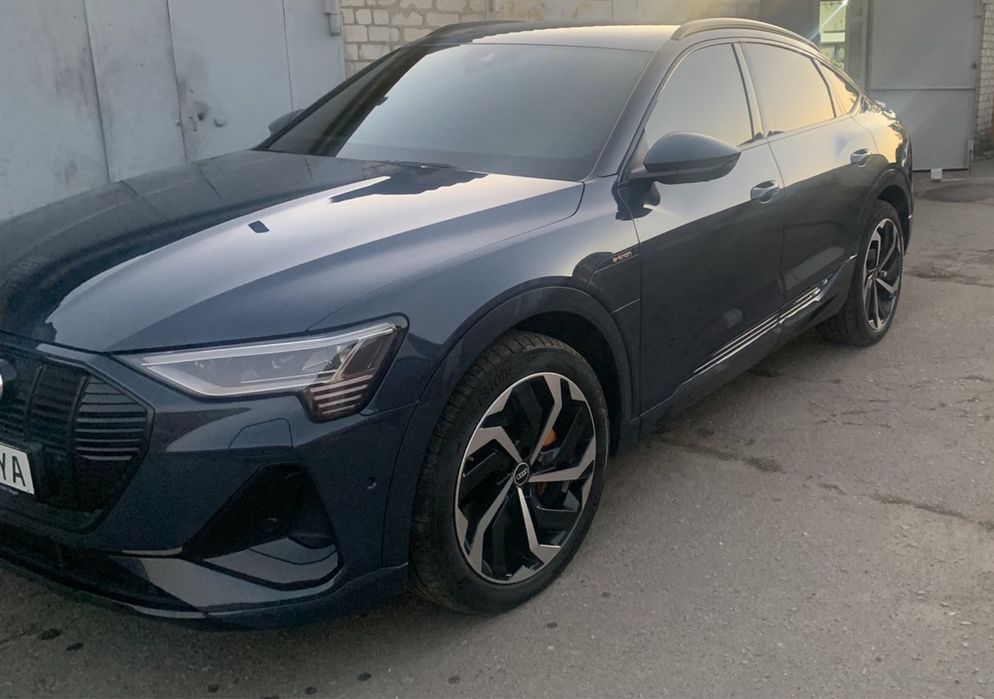 Тонування скла авто тонировка авто антигравійна плівка полірування фар