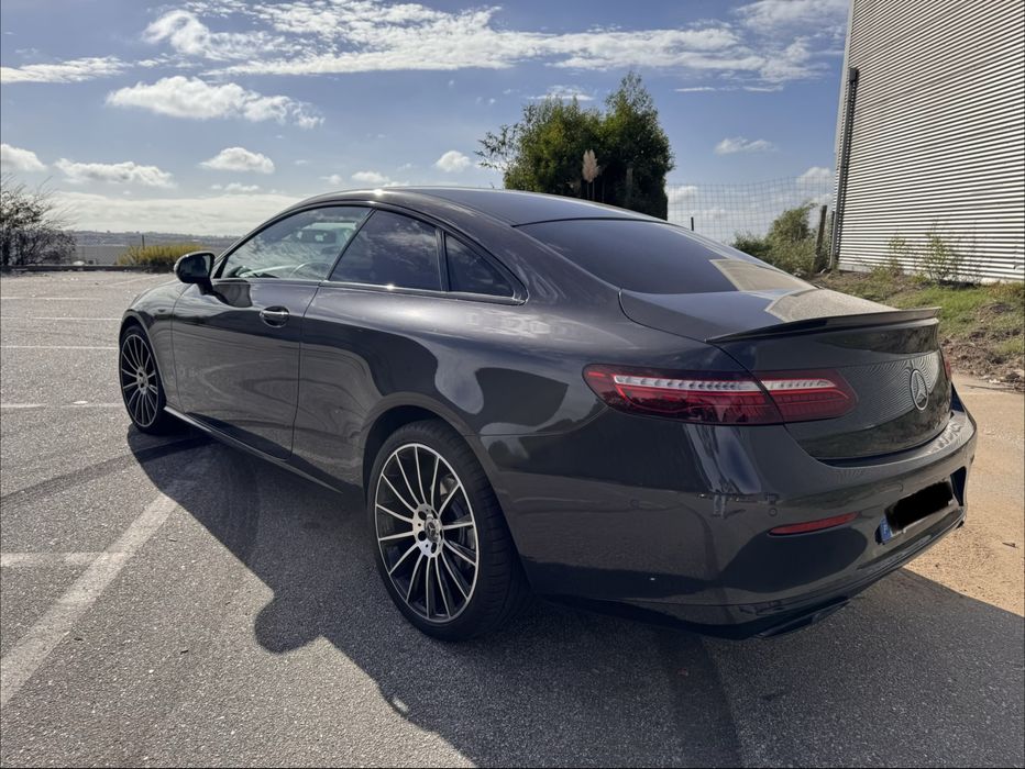Mercedes-Benz E220 d Coupe 9G-Tronic
