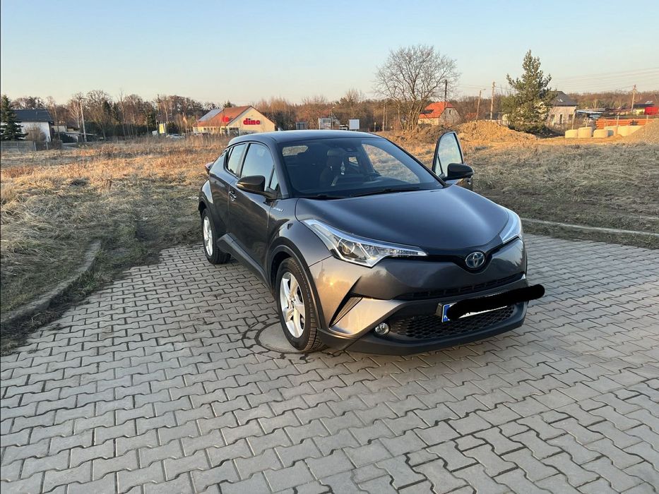 Toyota C-HR Rezerwacja do 27.03