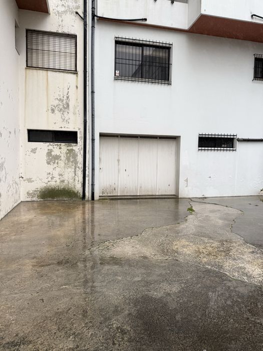 Garagem Av Joao Deus