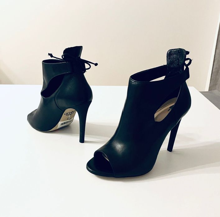 Buty na obcasie Ochnik