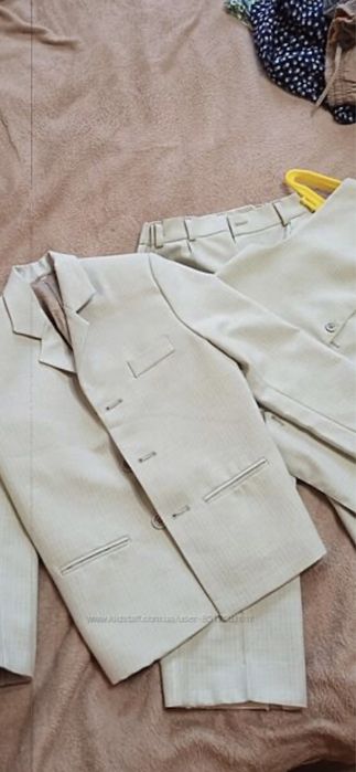 Нарядний костюм 3-ка 5-7 років