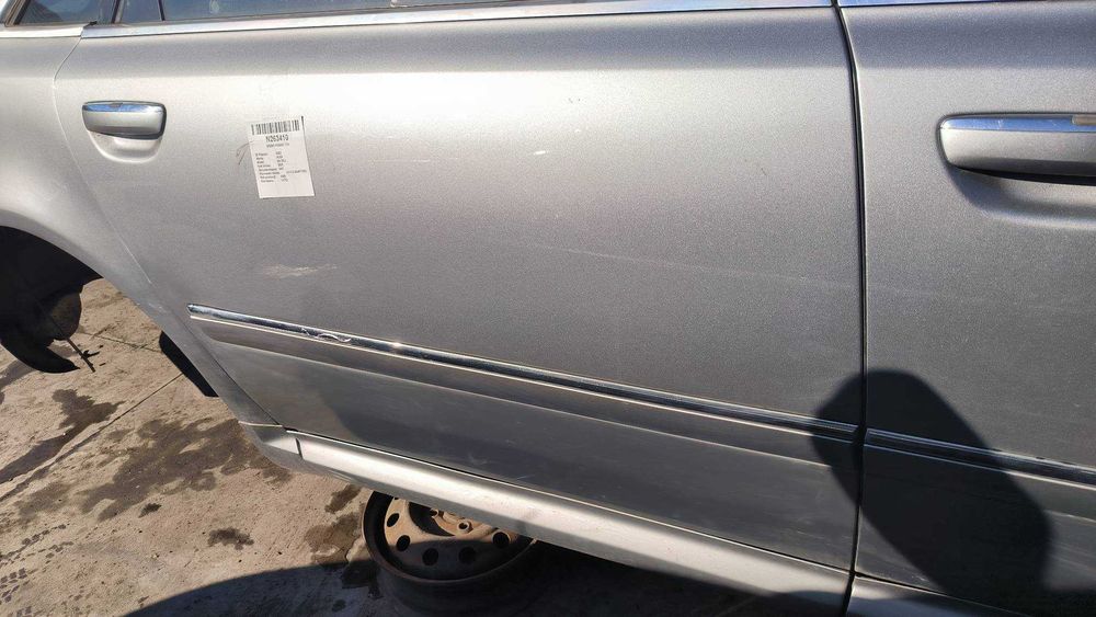 AUDI A8 D3 L 4,2 QUATTRO 2006r. Drzwi lewe i prawe tył