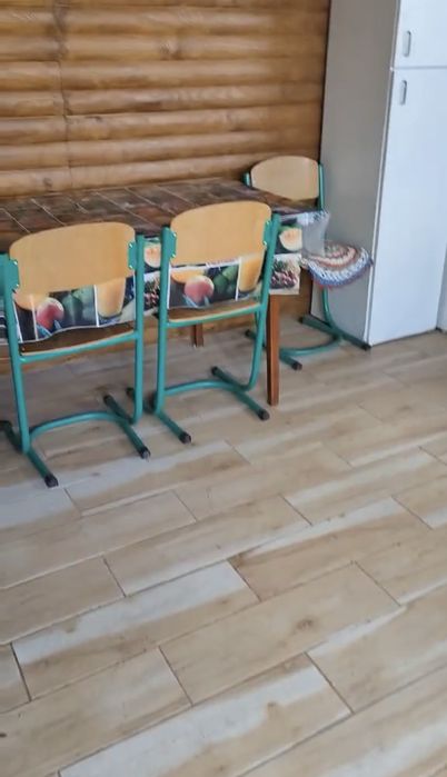 Продам будинок поряд з містом !!