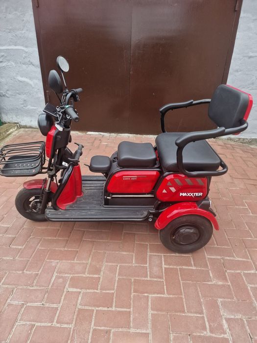 Продам скутер электро