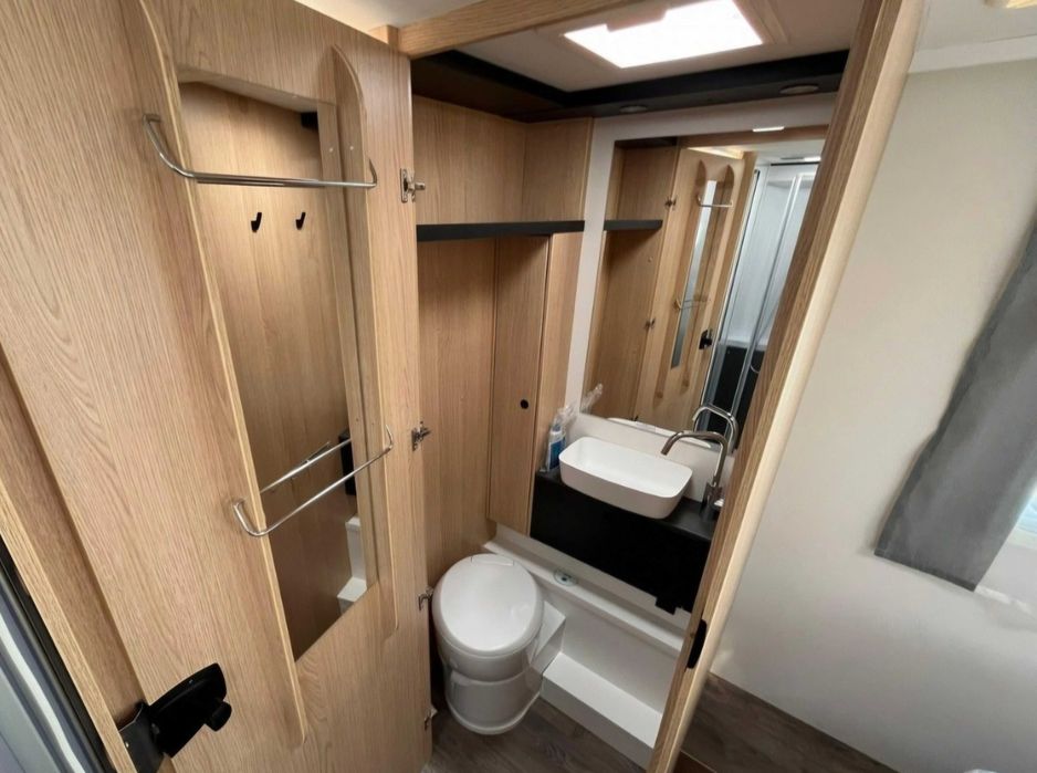 Wynajem / wypożyczanie / wypożyczalnia kampera kamperów kamper kampery