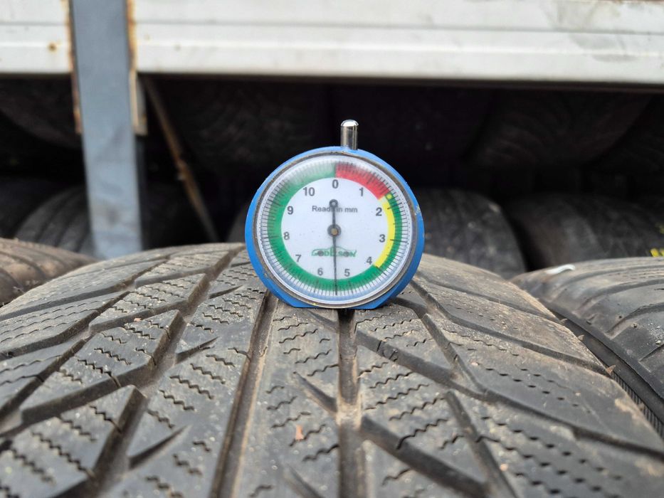 Bridgestone Blizzak LM001 225/50r17 94H 2021r N3951