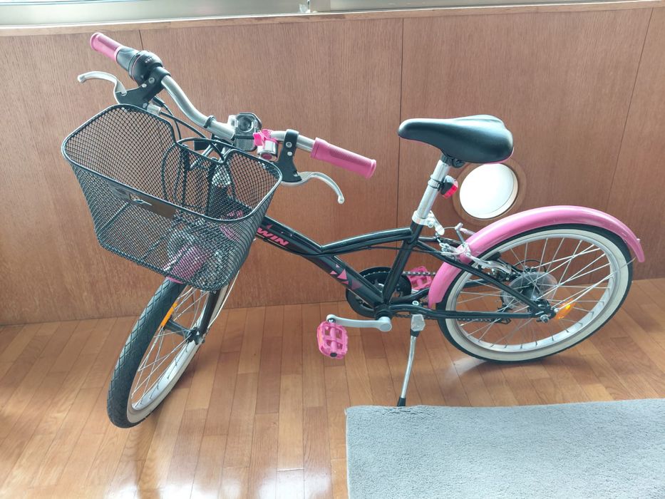 Bicicleta para menina como nova
