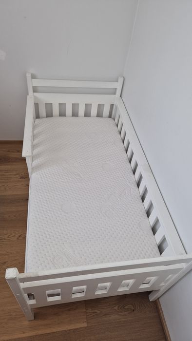 Drewniane Łóżko parterowe EMMA, (88x168)