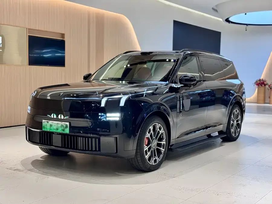Lynk & Co 900 Do Sprowadzenia, Faktura VAT 23%, Różne Wersje