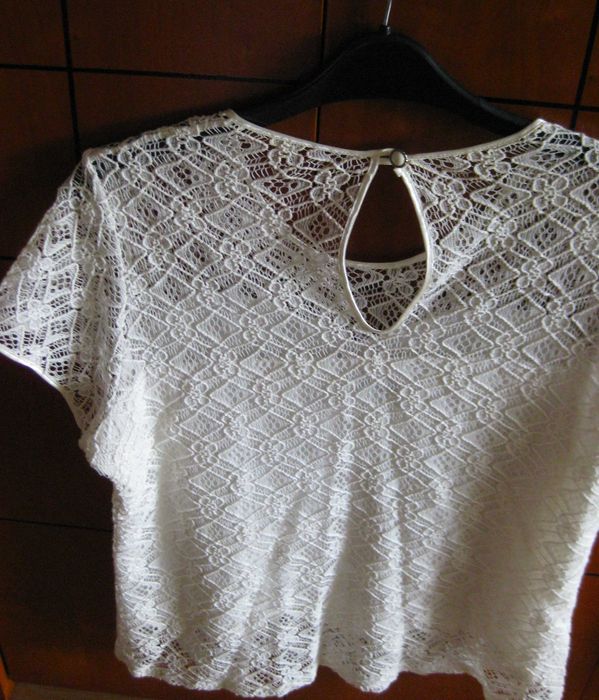 Blusa de Renda Elegante Cor Pérola XL