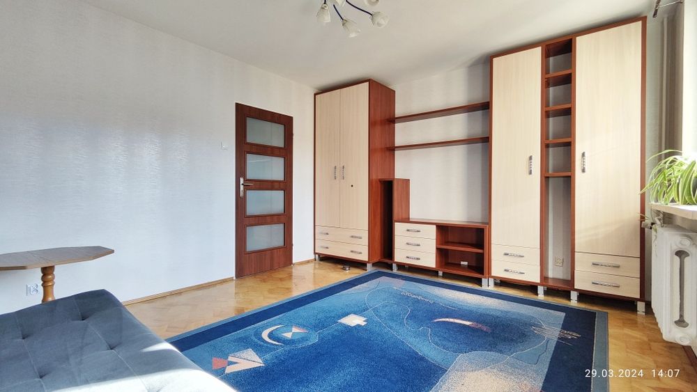 Wynajmę mieszkanie dwupokojowe 40m2  na Piasta z oddzielną  kuchnią