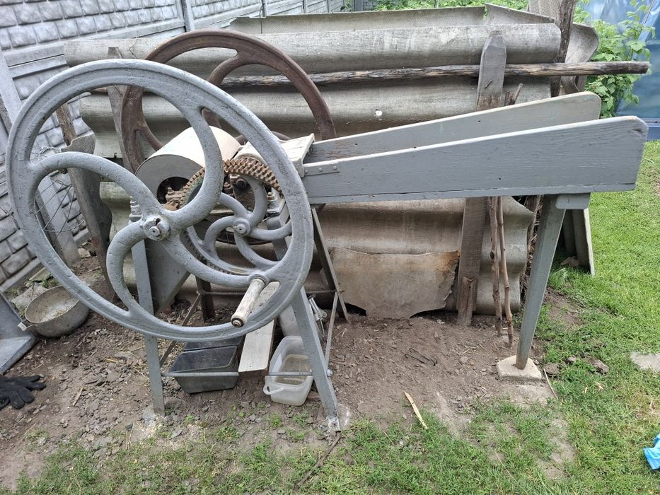 Продам   січкарню