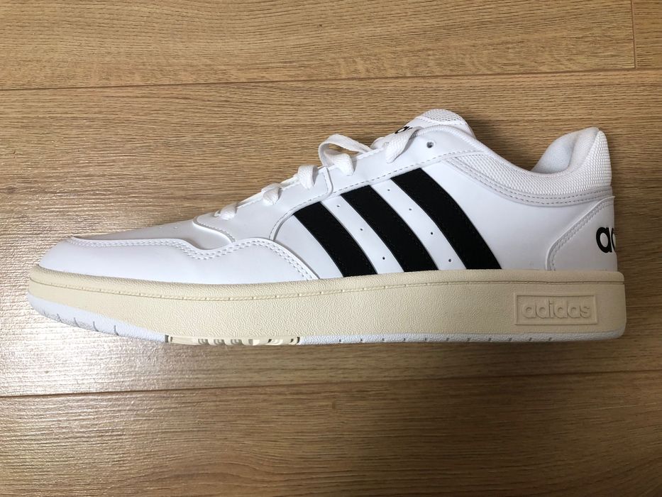 Кросівки Adidas HOOPS 3.0