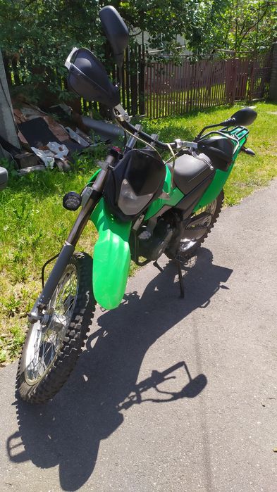 Продаю мотокрос Shineray 150