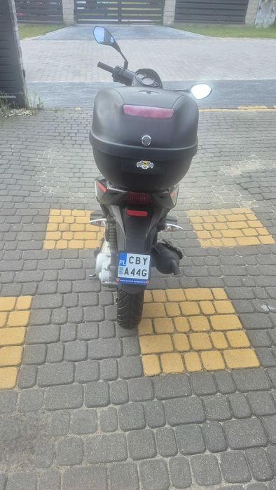 Aprilia sr 50 motaro