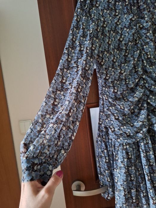 Gufrowana elegancka sukienka Reserved xs