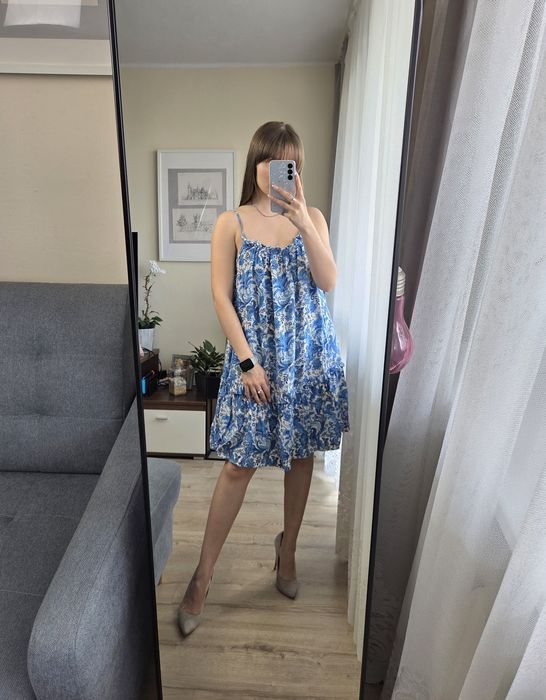Rozkloszowana sukienka mini Tom&Rose M wiskoza oversize lato