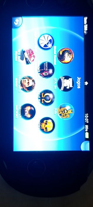 Estou a vender uma PSP Vita desbloqueado com 64 GB