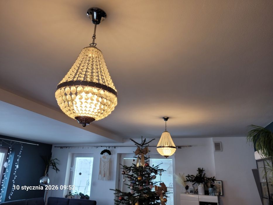 Lampa sufitowa z żarówkami