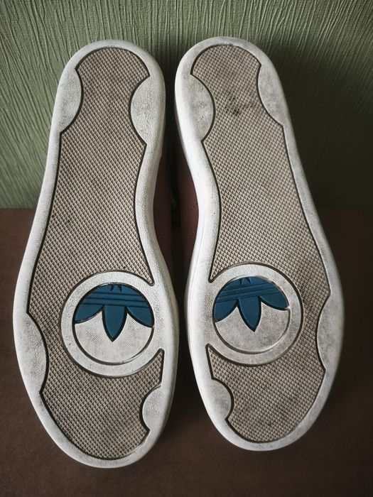 Кросівки Adidas розмір 39