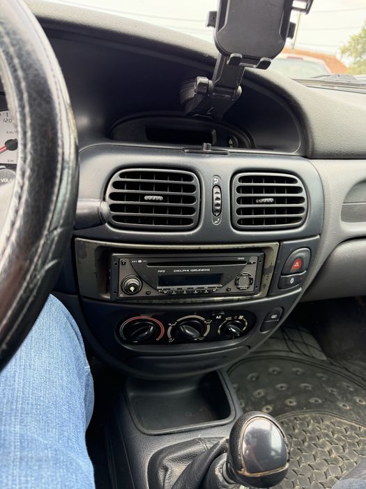Renault Megane 1.4i