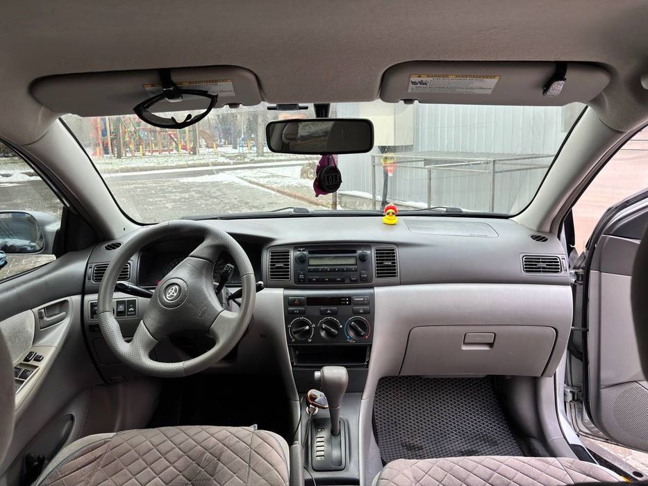 Продам Тойоту Короллу