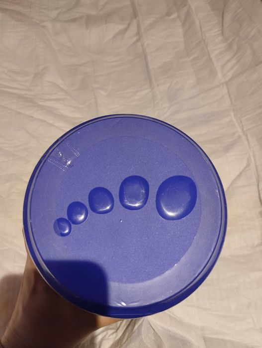 Sprzedaję mleko modyfikowane dla niemowląt.