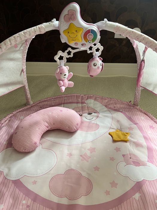 Розвиваючий килимок з проектором-нічником 3 в 1 Chicco Enjoy Colours