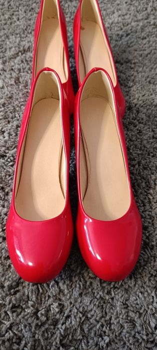 Sapatos de mulher tamanho 38