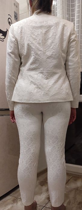 Костюм брючный женский