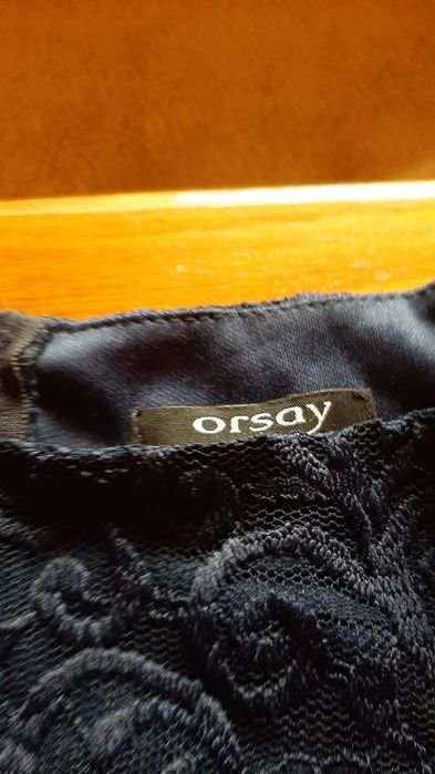 Piękna granatowa suknia koktajlowa