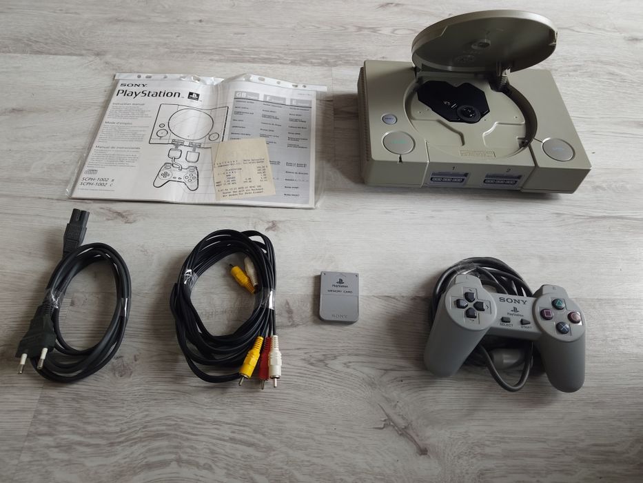 PlayStation 1 SCPH 1002C