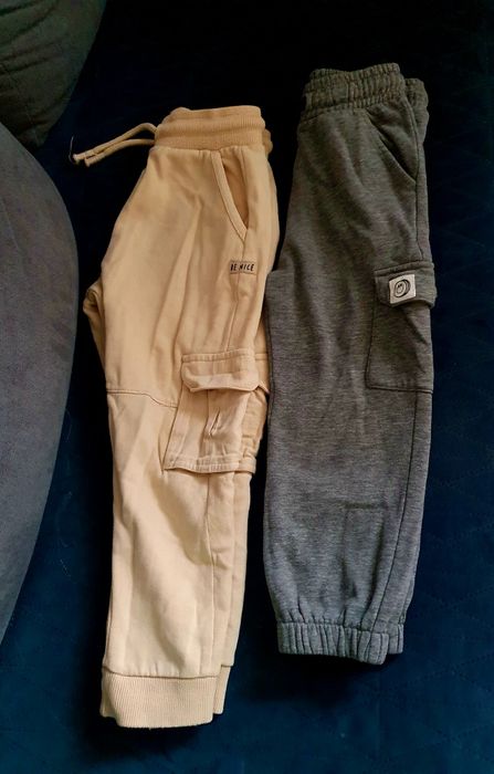 Spodnie dresowe 98/104