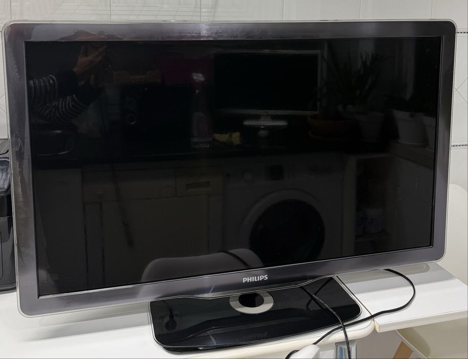 LCD - ecran 90x50cm - excelente estado