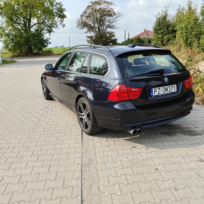 BMW E91 3.0b 218 km