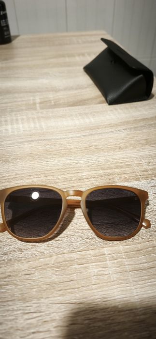 Óculos de sol Guess