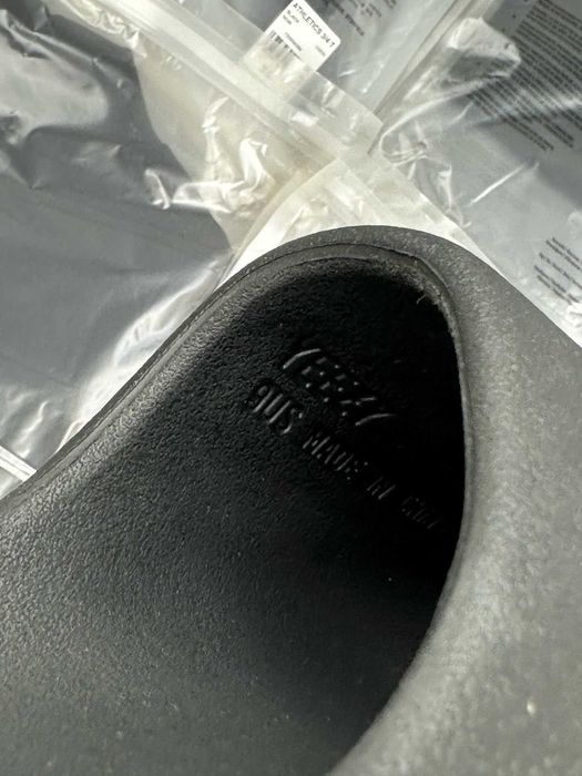 Yeezy_Slide_Onyx R.43