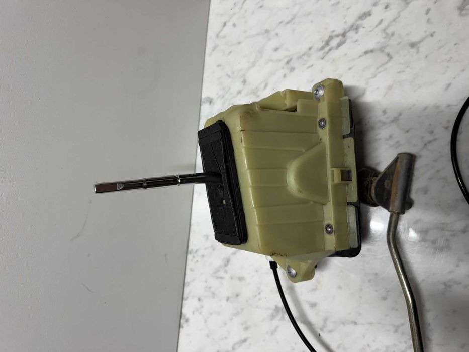 Lewrek Wybierak zmiany biegów MERCEDES W204