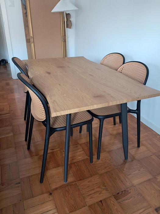 Mesa de jantar extensível