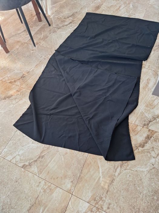 Kupon materiału czarny 96/3,60m